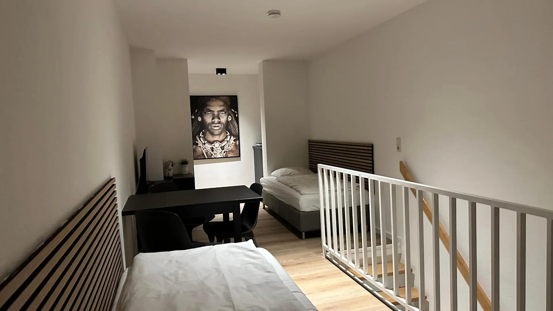 Schokoladenmuseum - Top Lage - Souterrain Apartment Cologne